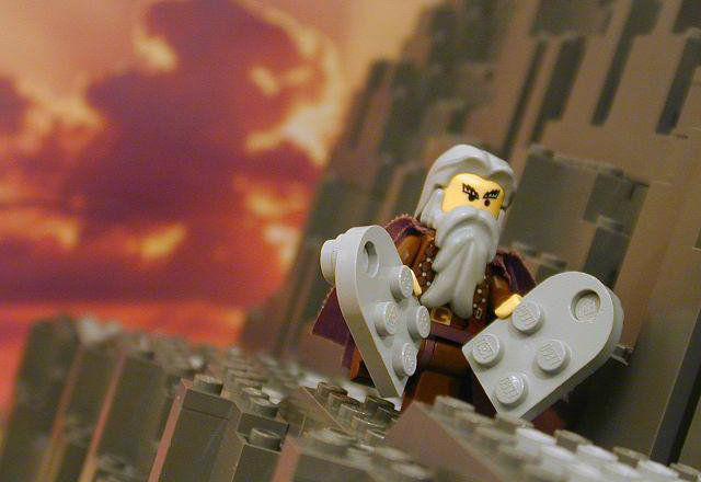 lego_commandments